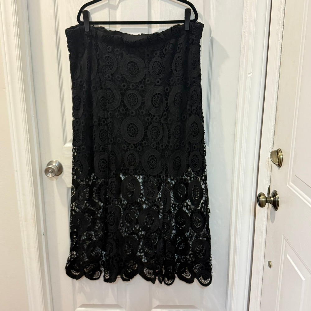 NWT Lane Bryant Women Size 26 Black Open Lace Crochet Maxi Skirt Elastic Waist